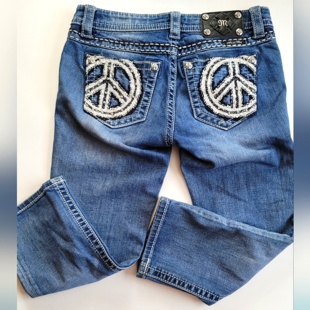 MISS ME Jeans - Mid-Rise Cuffed Capri Jeans, Blue, Peace
